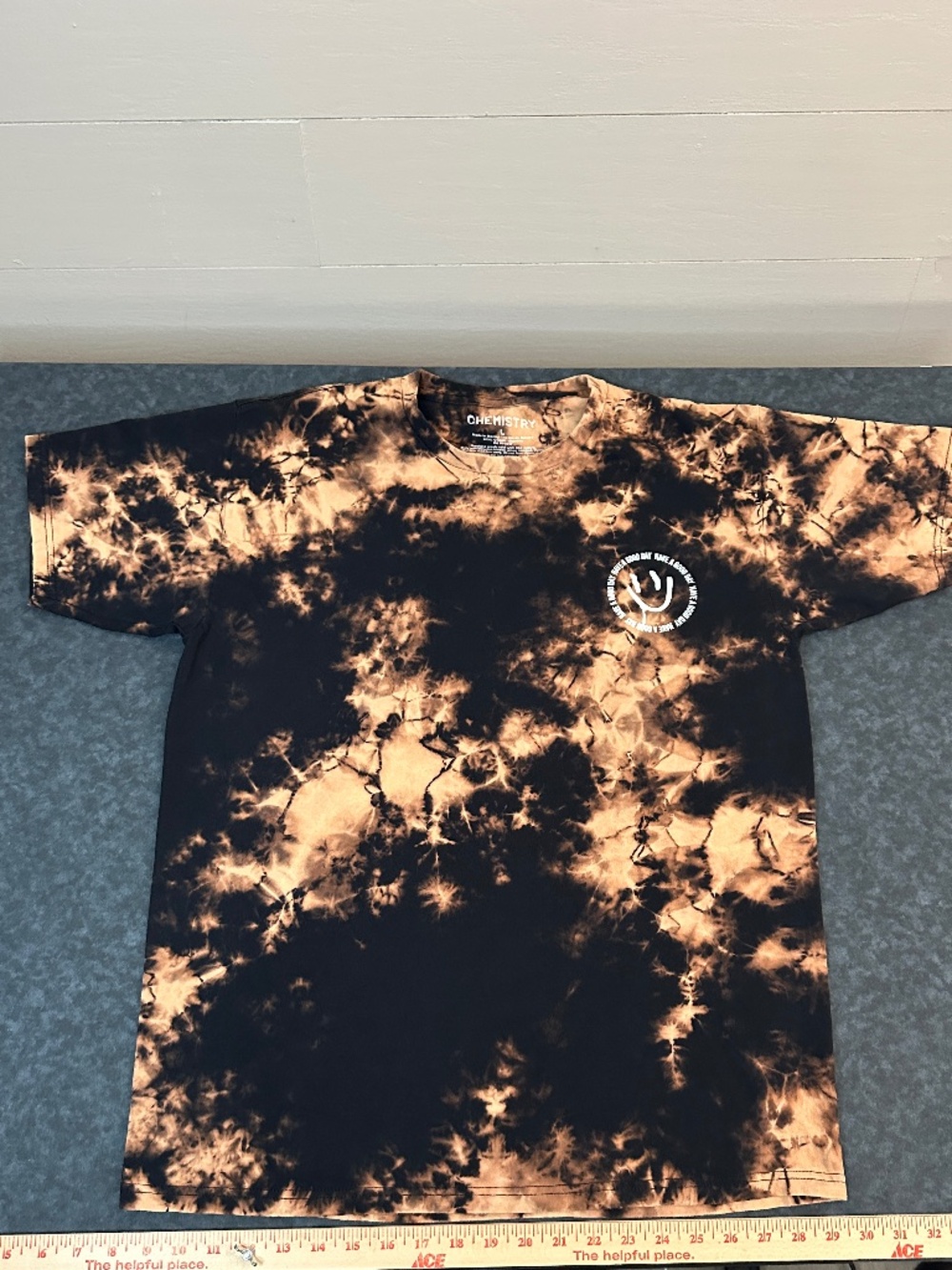 Chemistry Choose Happy Tie Dye Bleach Black T Shirt Size Large